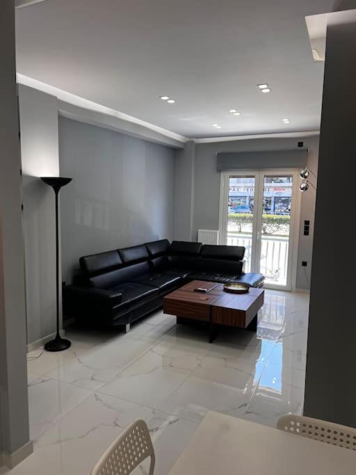 Luxurious, Spacious, Modern, Fully Renovated Apartment Close To Acropolis, Koukaki, Metro Station "Sygrou-Fix" Athens Exterior photo
